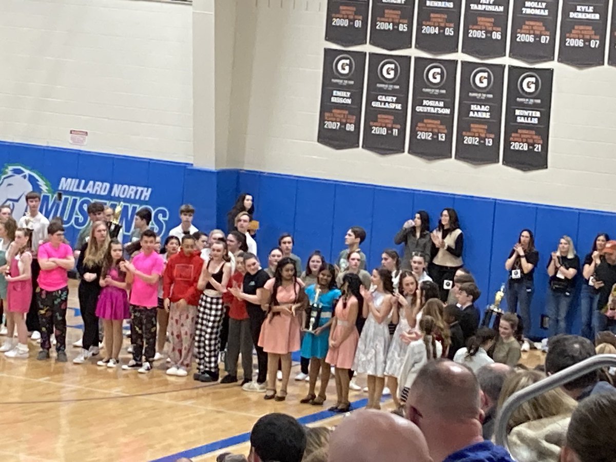 Congrats to our MNMS show choirs in their final competition at the season. 3rd place treble division for #Cavallo and 5th place mixed division for #Stampede! Well done! <a href="/NMS_Mustangs/">North Middle School</a> #mnhsGOTS