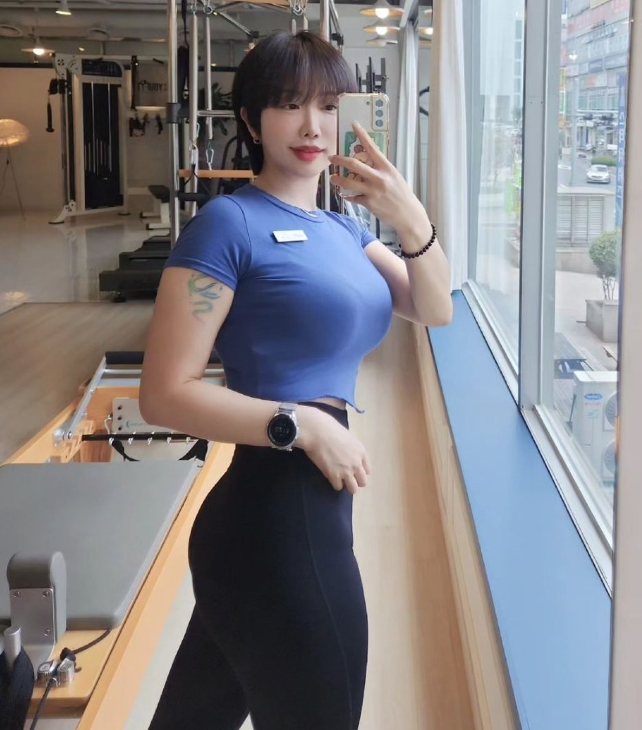 有个绿帽男友申请各位帅哥艹他女朋友，想的来