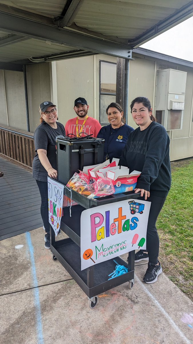 Perfect way to begin Spring Break! Thank you @apmoreno317 <a href="/IsaacRdrz/">Isaac</a>  <a href="/BlancaRoman07/">Zero</a>, Mrs. Henley and Mrs. Stent! #fishertigers #fisheres