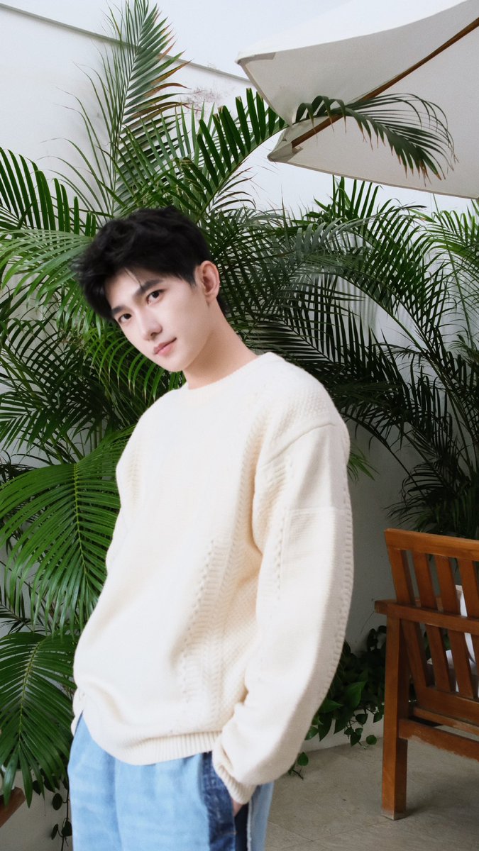 ang pogi mo naman dito YY🫠 fresh and never aged🫠

#NETIZENSREPORT #YANGYANG for Most Handsome Man Alive #MHMA2024 #MHMA2023YANGYANG <a href="/thenreport/">The Netizens Choice Magazine</a> 
#YangYang杨洋