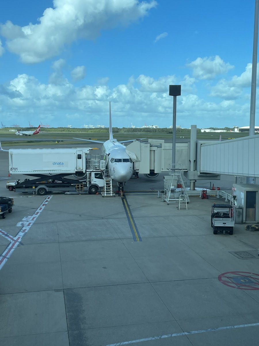 DrAlexDav's tweet image. Bye Brisvegas. It was a brief but fun. Time to head back to the furnace that is Melbourne
