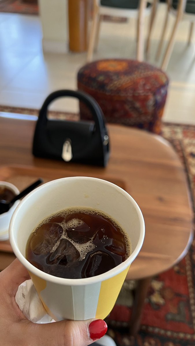 Axuk2n's tweet photo. "واجلب لنفسك السرورَ ما أستطعت
لا تكُن أنتَ والزمان عليها." https://t.co/EdeSy8eMUQ