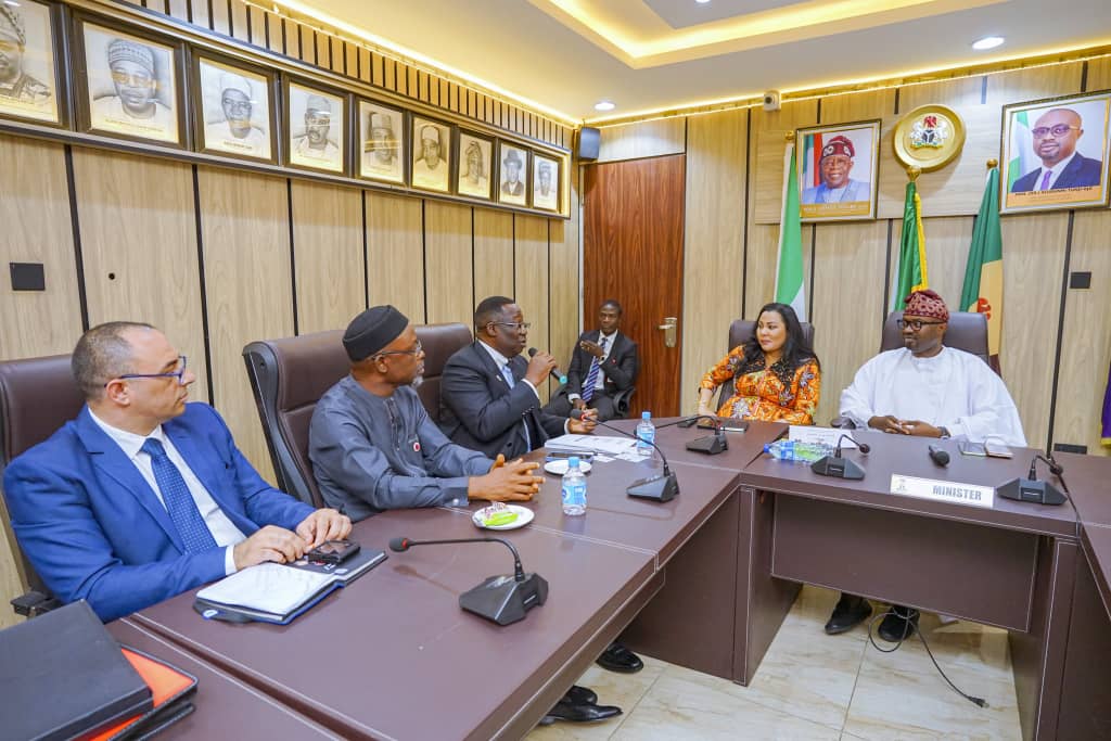 Yesterday, alongside the Minister of Industry, Trade and Investment, Hon. Olubunmi Tunji-Ojo engaged organised private sector players including officials of the Nigeria Association of Chambers of Commerce, Industry, Mines, and Agriculture (NACCIMA); Nigeria Economic Zones