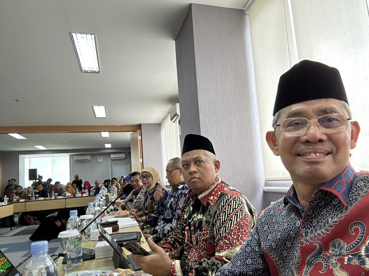 AkibIrwan's tweet photo. Sabtu, 9 Maret 2024. Hadir di UM Surabaya, mendampingi Ketum PPM dalam rangka peresmian Gedung At-Ta'awun UMS, Groundbreaking RSGM UMS. Dilanjutkan pertemuan dengan Menkes, Menko PMK dan PPM bersama Majlis diktilitbang, MPKU, Dekan FK PTM serta Direktur RS Muhammadiyah https://t.co/MyOZ1cvALs