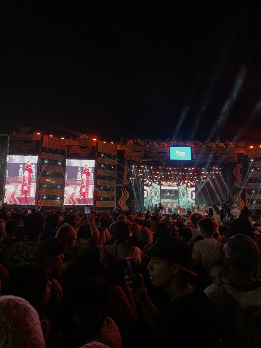 iameduardo__'s tweet photo. @AcervoCharts Joelma tem o público muito alto, isso seria super eficiente, além do ritmo que tem tudo haver com rock, Guitarra e Joelma é a combinação perfeita 💖👑 https://t.co/jeNz3ePEDg