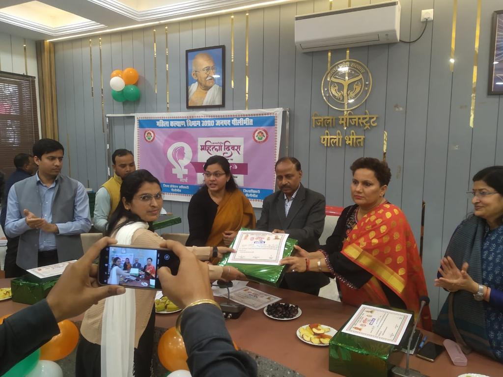 missionshaktif5's tweet photo. #Ananta 
International women day
Women welfare department
Pilibhit
@UPMahilaKalyan @CMOfficeUP @myogioffice https://t.co/OvcwXVKVCD