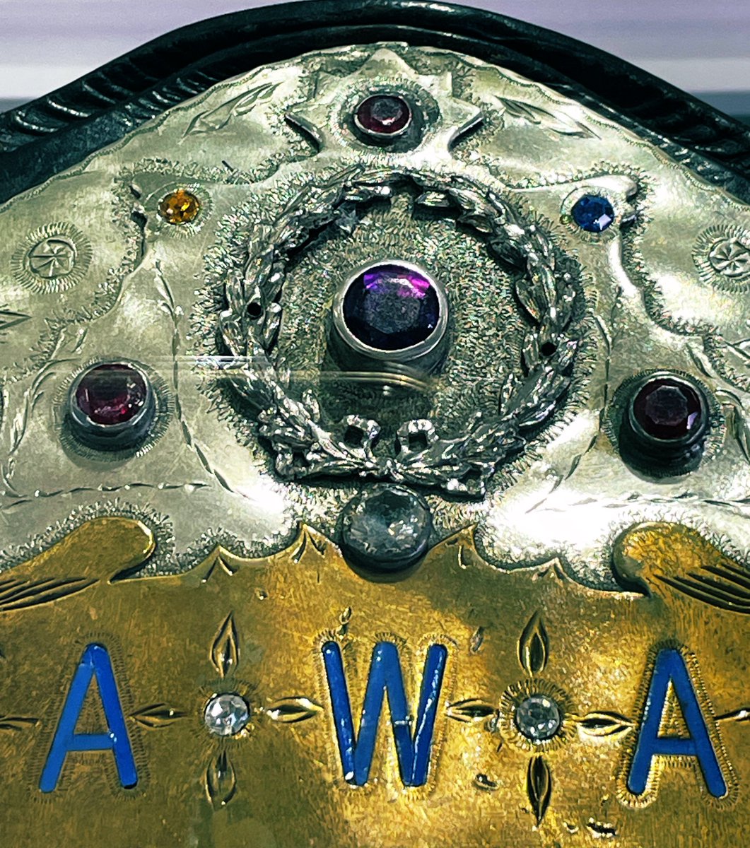ぼくの片想いw 会えるのは明日まで。。 #AWA世界ヘビー級ベルト #AWA #闘道館