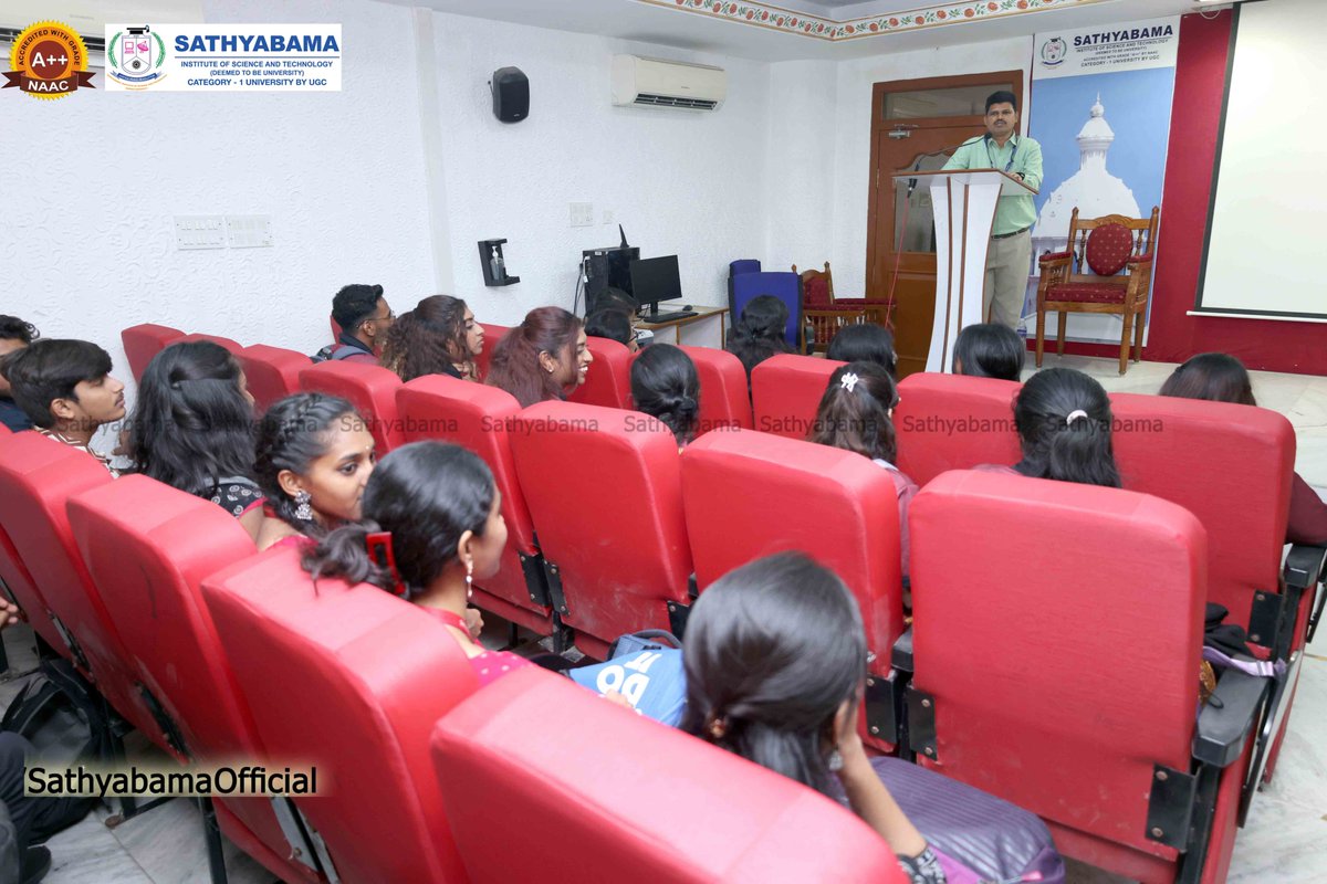 Glad to interact with the young and vibrant minds from @utm_my Delivered lecture on the 'future of coral reefs under climate change' @SathyabamaSIST @Sasipraba14 #Coralreefs #ClimateChange #Globalwarming #OceanAcidification #Greenhousegases