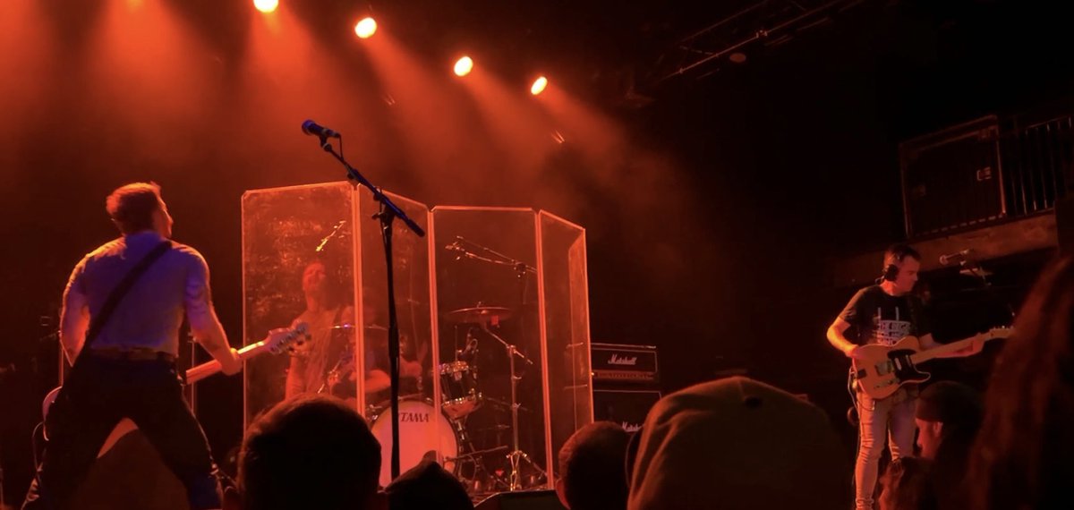 beaarthurmiller's tweet photo. @shit_rock @EdwardMozart thanks for playing tonight. That was more than worth the wait, so glad you were able to reschedule. I’m sorry I poked Damien’s modesty with a stick by yelling, “Snake Invasion tour when?” Sorry enough, anyway. This much: 🤏. https://t.co/bfwQonHFOA