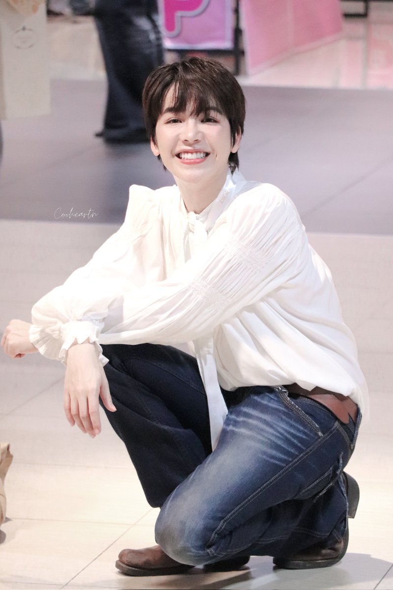 cooheartn's tweet photo. สดใสเหมือนเดิมไม่เคยเปลี่ยน 🐰

@cooheartt 😊

#WorshipWabiSeries
#FoureverYouProject 
#น้องเตอร์หมอฮิลล์
#cooheart 
#COOHEARTn https://t.co/PzoIVP3VZw