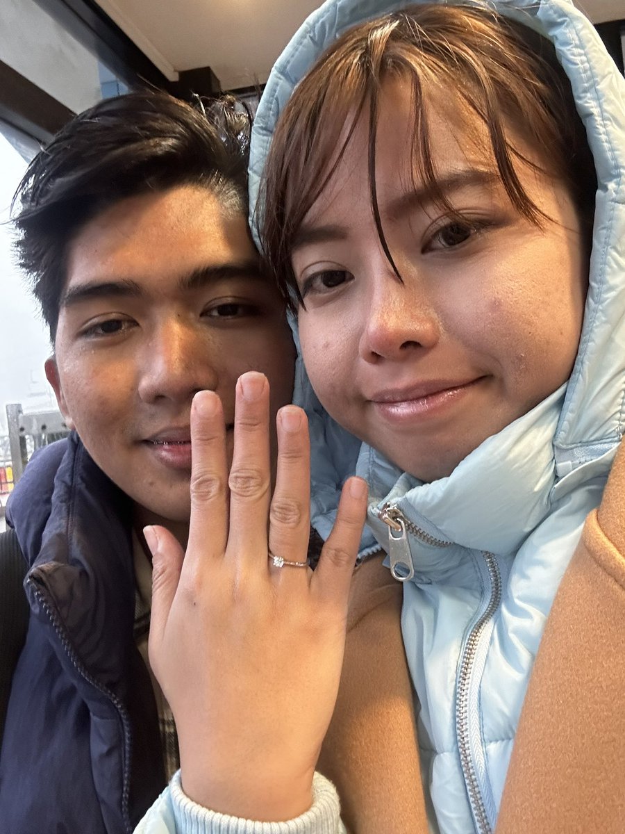 pauqtness's tweet photo. Posting this coz why not pang memories lang ditooo #Feb212024 💍💍💍 https://t.co/DRP2HiIMvt