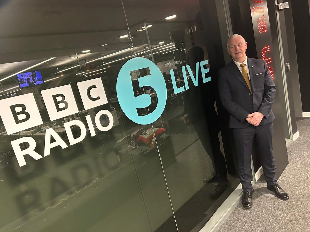 Catch the news regarding the introduction of the Elizabeth Emblem on @bbc5live listen on#bbcsounds from 06:43 #medalsforheroes @PFEW_HQ @frompaul