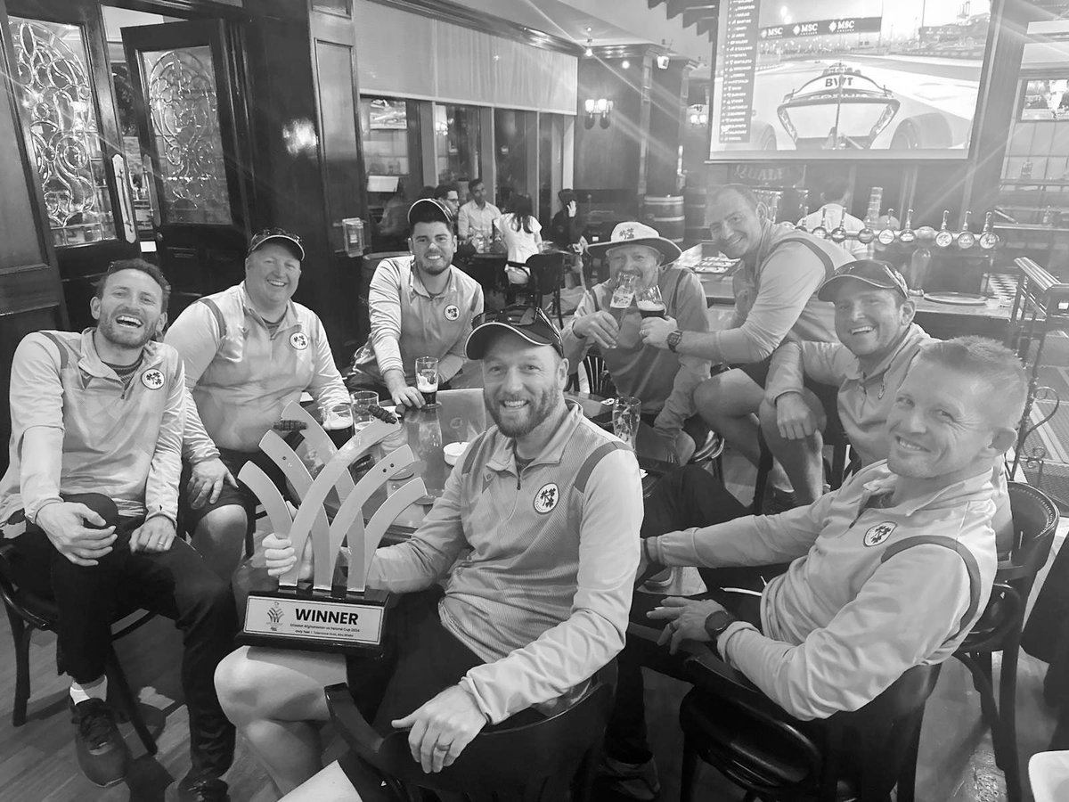 Chris Brown tweet media