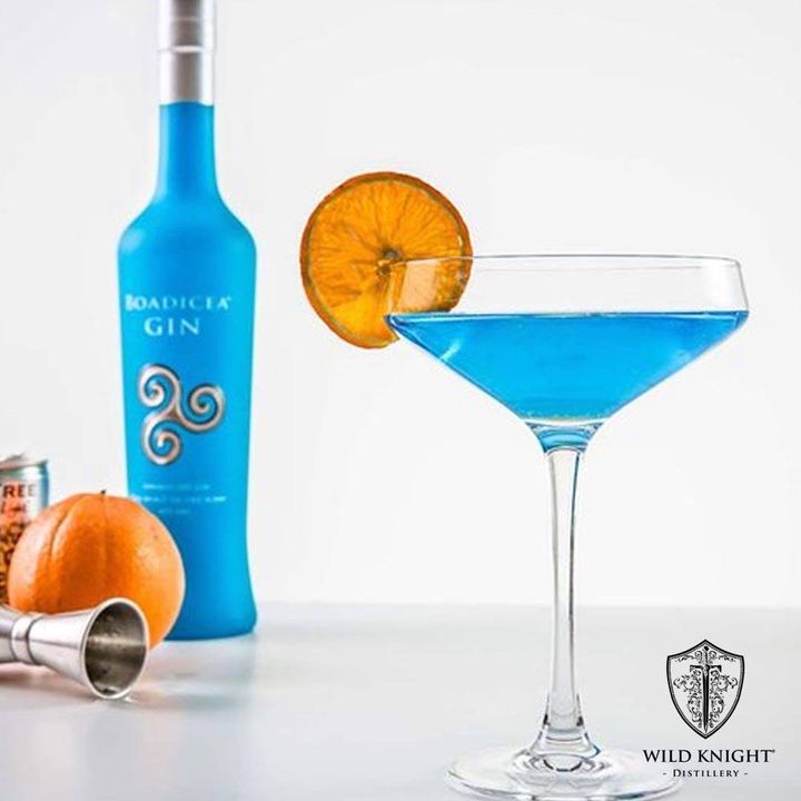 Boadicea's Sapphire Martini is a delicious cocktail, coloured blue in homage of Boadicea – the warrior Queen of the Iceni: 25ml Boadicea® Gin Classic, 2 dashes dry vermouth & blue curaçao, 25ml elderflower tonic + orange slice. Cheers & Enjoy! wildknightdistillery.co.uk/collections/bo… . #boadicea