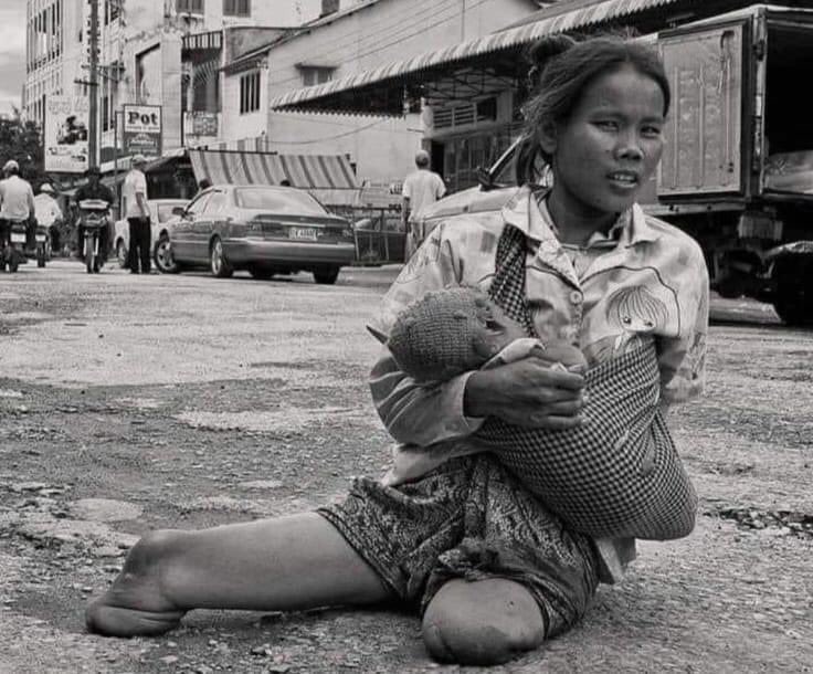 ہمیشہ ان لوگوں کے ساتھ اچھا سلوک کریں
 جن کی کوئی پرواہ نہیں کرتا ہے۔