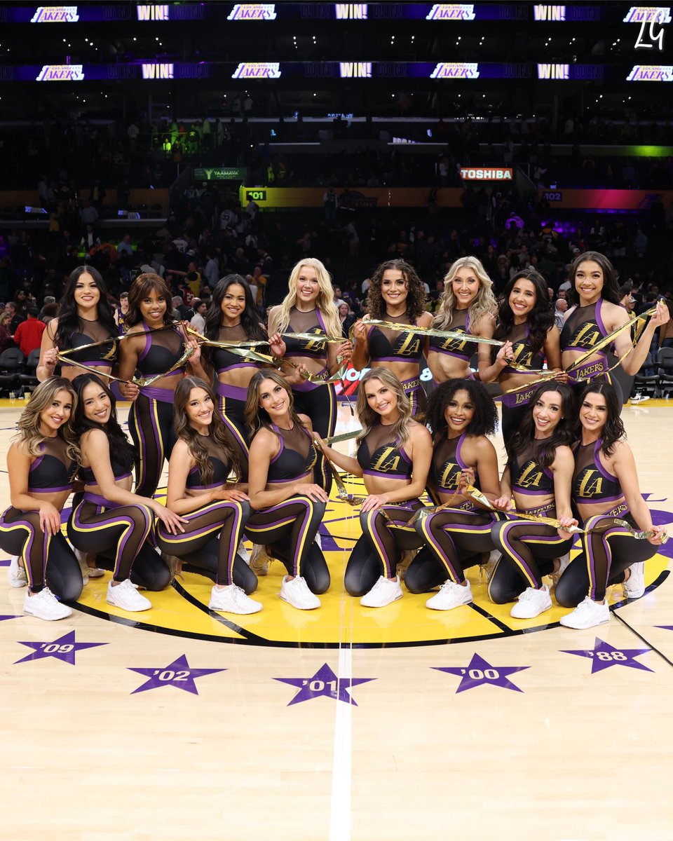 LakerGirls tweet picture