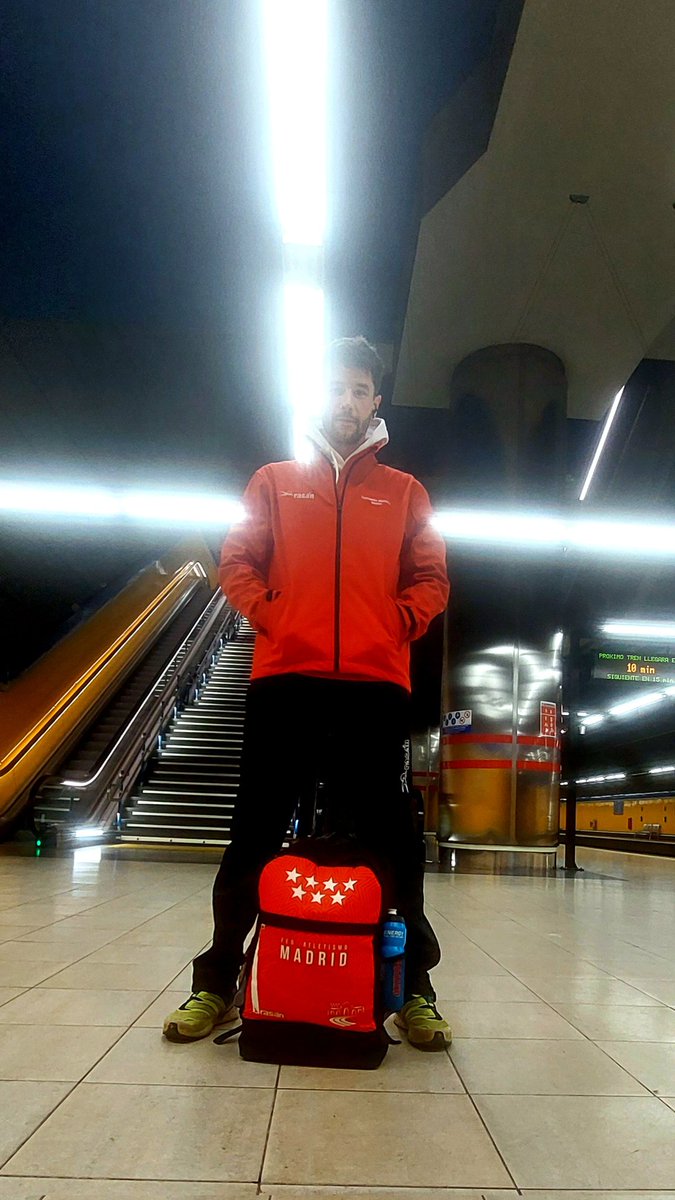 Hace 3 años y medio no sabía ni que se podía correr por montaña, no me gustaba ni correr... mañana mi primer Campeonato de España de Trail 🤯 con la selección de Madrid 🏃🏻‍♂️🔥🏔

Live 9:15am evasiontv.es/es/competicion…