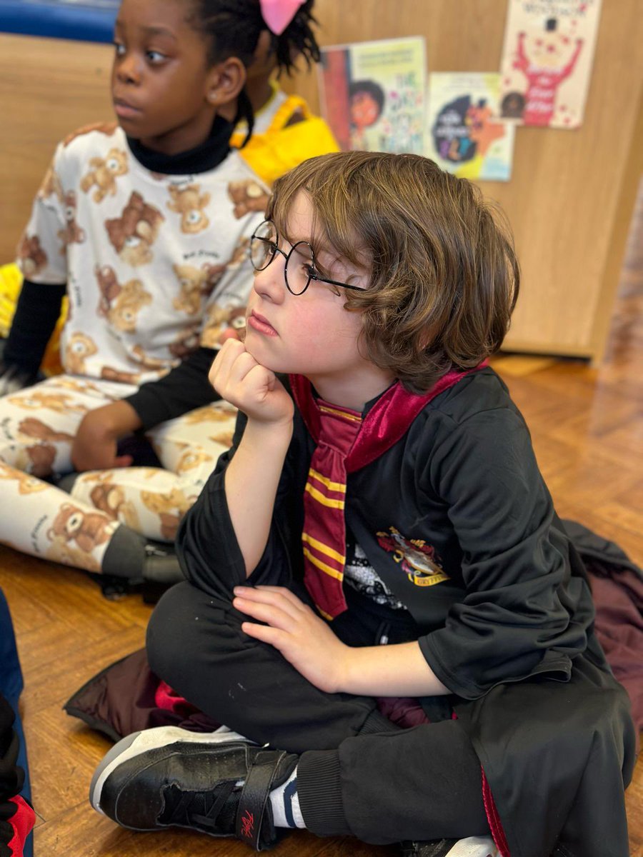 Mandeville School tweet media