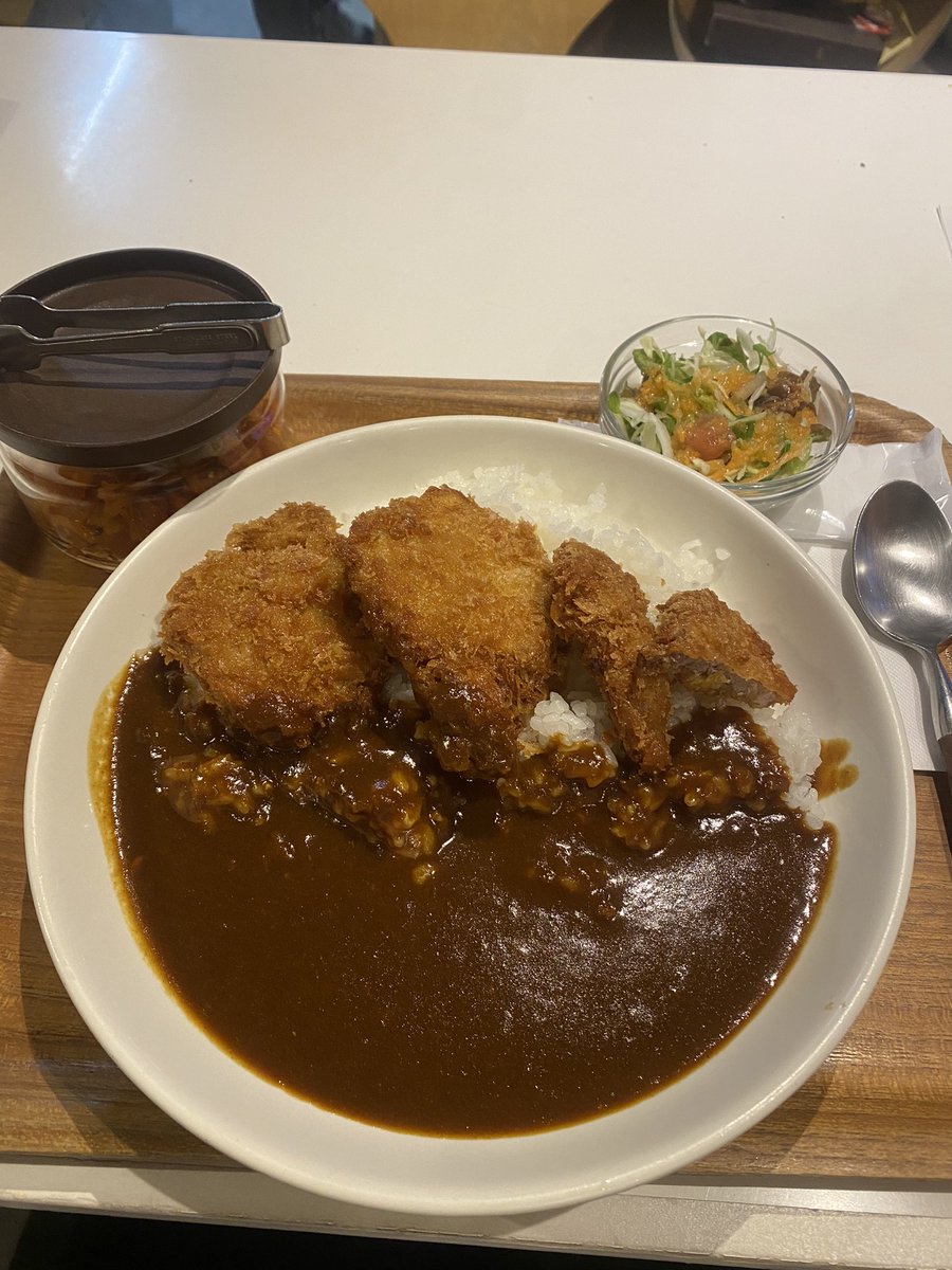 pentagon0104's tweet photo. カレーうんまぁ https://t.co/CSqya4egKU