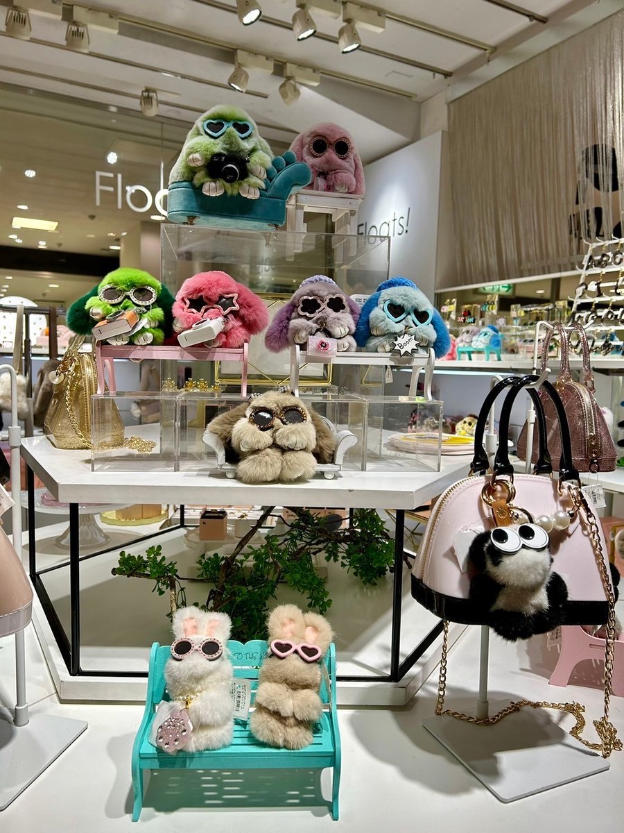 Floats！ POP-UP STORE □4月8日(月)まで □A館2階=プロモーション