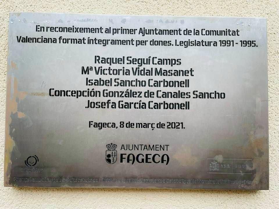 BlancaVS23's tweet photo. Per a mi, el reconeixement a un grup format unicament per dones i a més, el primer ajuntament de la CV, va ser un pas més per totes💜❤️💪🏼 #8M #DiadelaDona #Fageca #ComunitatValenciana https://t.co/DynB605BOQ