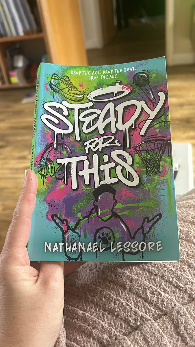 It’s Saturday morning which means it’s time to lie on the sofa with a cuppa and a good book. This @CarnegieMedals long list book is making me chuckle this morning. #readingforpleasure #carnegie