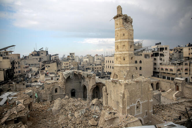 zei_squirrel's tweet photo. over the past 6 months the genocidal Israeli regime intentionally bombed and destroyed architecture, artworks, manuscripts up to thousands of years old in Gaza, and the Western media class didn't say a word. But a shitty portrait of Balfour has them crying crocodile tears https://t.co/35WPnG840i