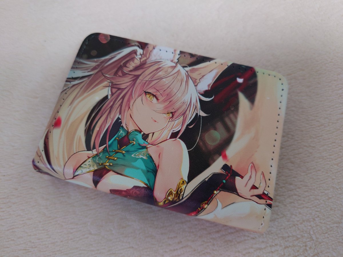 PixivFactoryから新しい翠燐さん🦊デッキケース(名刺ケース)が届いた

イラストはURA先生(@IllustUra )にskebでご依頼しました 