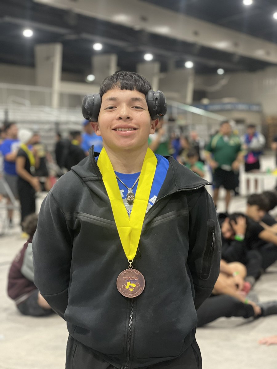 Congratulations to Adrian Lopez on a 3rd place finish in the 123lb weight class! Adrian also punched his ticket to the state powerlifting meet on March 22nd in Abilene!