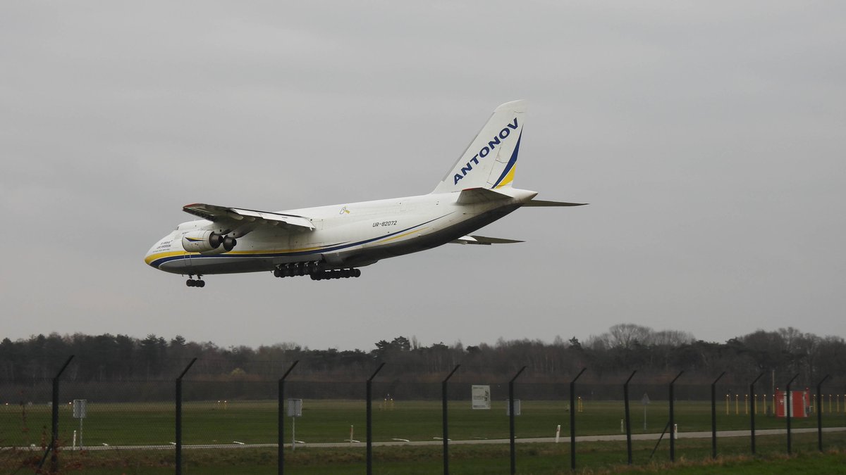 EHEH_Spotter's tweet photo. 🇺🇦 Antonov Airlines Antonov An-124 UR-82072 as flight #ADB593F  @ EHEH runway 03 , 07/03 ☁️

#NLspot https://t.co/4hXkuu06N5