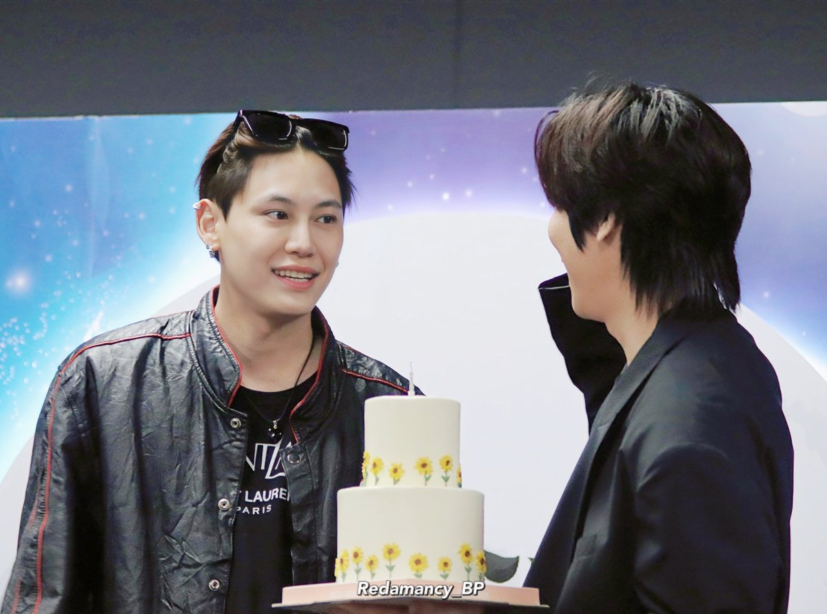 PangPai_BP's tweet photo. ❤️❤️❤️
#prem_space
#bb0un
#Prem26thBirthdayParty https://t.co/XOvm6T4hFP