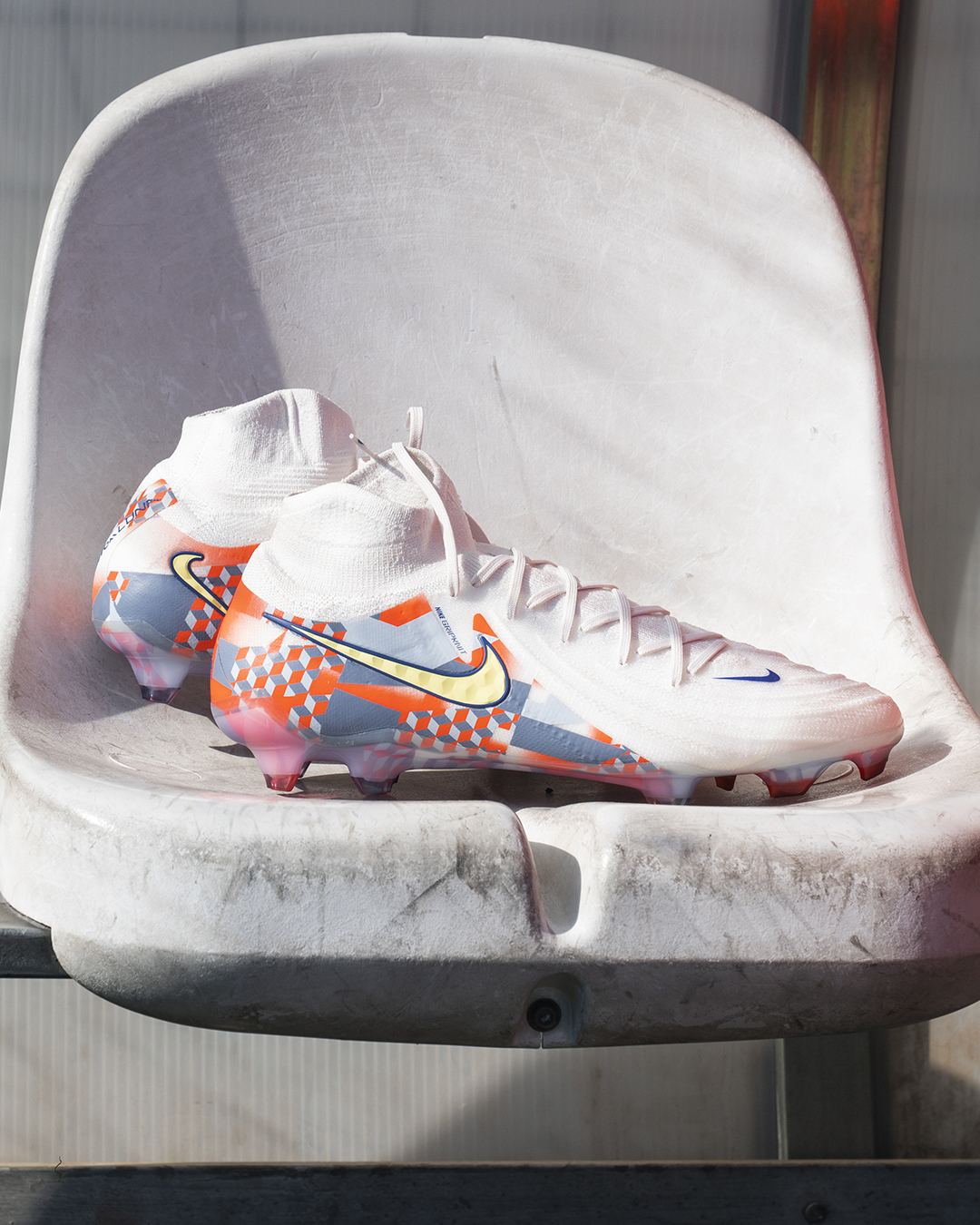 Pro direct cheap soccer nike boots