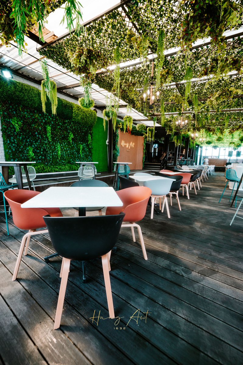thehangawt's tweet photo. And we are open ๐ฅฐ & Looking forward to welcoming โค๏ธ
you Let's Hang Awt ๐.
#Daytimechilling
#DayvibeServe
#Tembisa
#Hangawt https://t.co/1IZL0znCfy