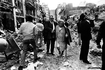 maxiferraro's tweet photo. Dícese “Prócer” al responsable político y del encubrimiento a los atentados de la Embajada de Israel y AMIA, a quien vendió armas a Ecuador, Bosnia y Croacia e hizo explotar un polvorín en Río Tercero para ocultarlo. A quien se amparó en sus fueros/privilegios de “casta” para no ir preso.