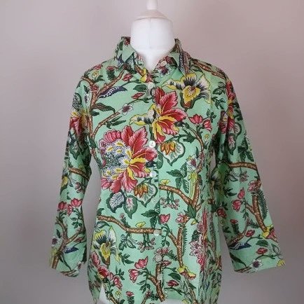 The Faulkner shirt is a beautifully screen printed planet friendly shirt now available in our Spring Sale with 40% off at the check out. Jaipurjoy.com #screenprinted #planetfriendly #Affordable #slowfashion #withlovefromjaipur ❣️✨