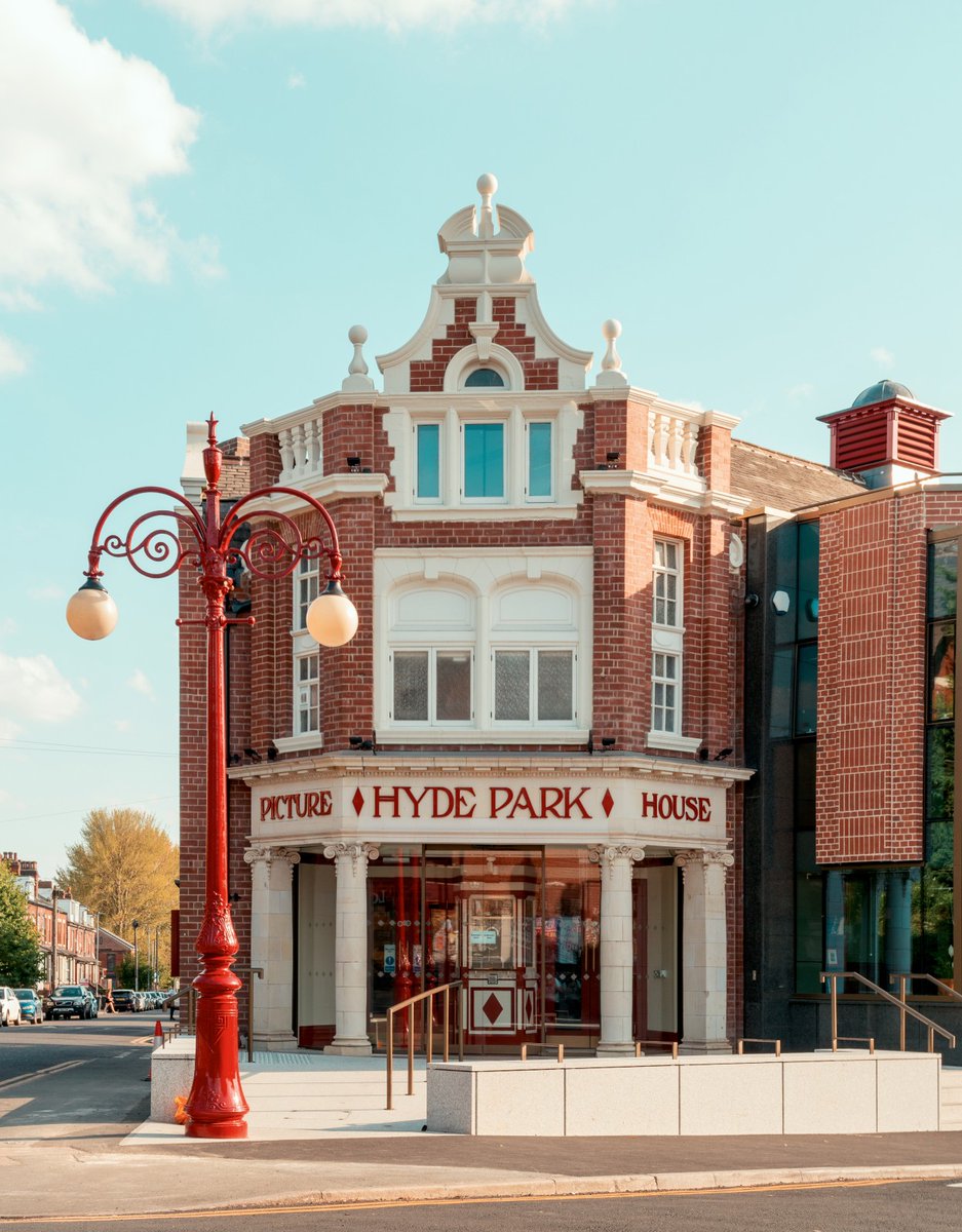 Only 2 weeks to go until our screening of @BylineTV film 'Betrayed: The Truth About Brexit' at the historic Hyde Park Picture House in Leeds. Including a discussion and Q&A with the film makers. Don't miss it! Saturday, 23 March at 1.30pm. Tickets here: buytickets.at/leedsforeurope…