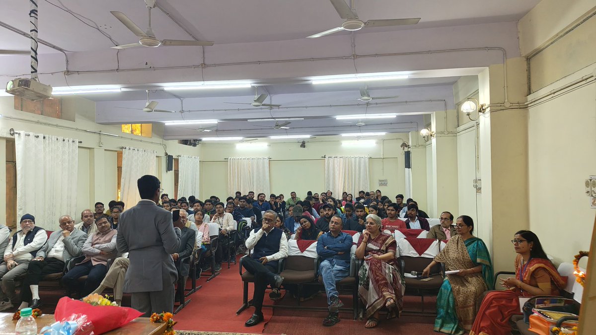 Congratulations to Dr. Roli Verma and her team for successfully organizing the Symposium on Optics and Photonics in the Department of Physics.
<a href="/profalokkumar/">Professor Alok Kumar Rai</a> <a href="/dswlkouniv/">Dean Students’ Welfare, UoL</a> <a href="/lkouniv/">University of Lucknow</a> <a href="/luupdate_/">luupdate</a>