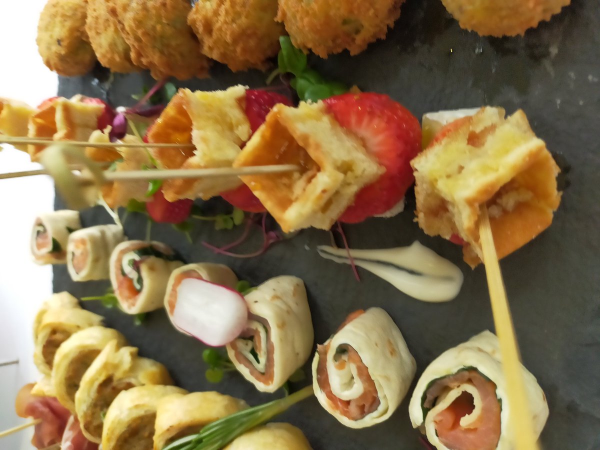 Open Morning at Bede's <a href="/MarkGreenfiel12/">Mark Greenfield</a> <a href="/sandraoakes11/">sandra oakes</a> <a href="/tbutler1008/">Thomas Butler</a> <a href="/BedesCatering/">Bede's Senior Catering</a> <a href="/BedesHead/">Pete Goodyer</a> <a href="/DanielCollier84/">Daniel Collier</a> <a href="/DamianBlake4/">Damian Blake</a>  <a href="/HolroydHowe/">Holroyd Howe</a>