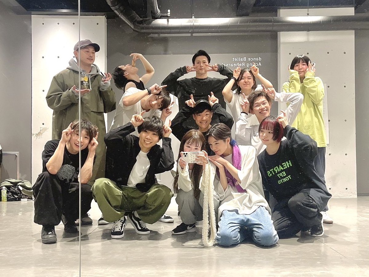 anon_SDN's tweet photo. 明日‼️  #あち公 ‼️‼️

全体リハがもう既に最高すぎて。
一緒に踊れるのが楽し過ぎて……

あちまれーっ！
👾👾👾👾👾👾👾👾👾👾👾👾👾👾👾👾 https://t.co/ZehW6ycPrp