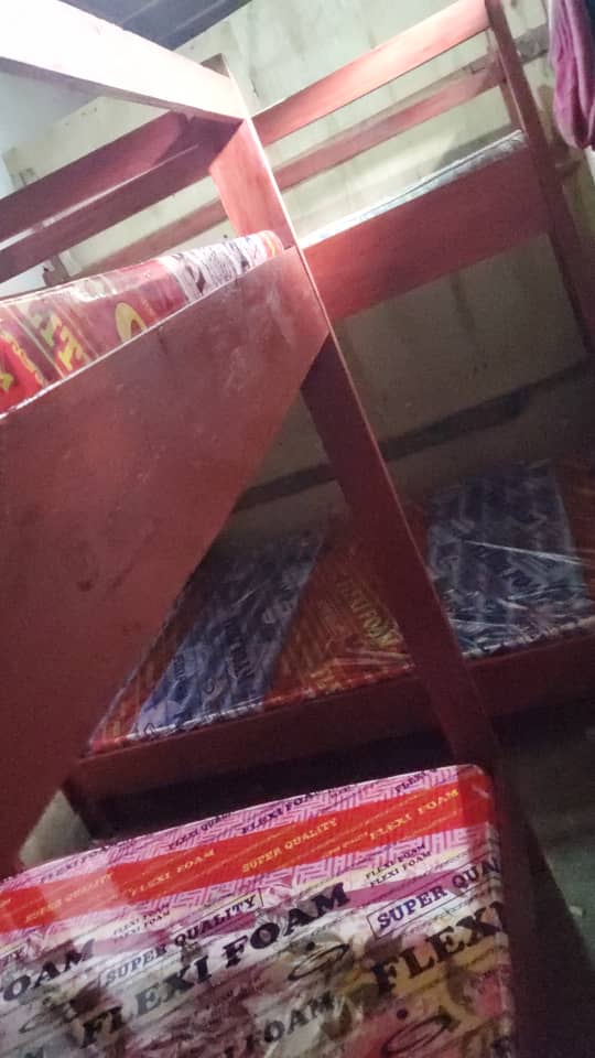 ABBABurundi's tweet photo. En Décembre 2023, ABBA s'est donné une mission de lever des fonds pour acheter des lits et matelas aux orphelins de Rutana à la Maison Iratabara!Les photos ci-dessous datent du 6 Janvier, date à laquelle ABBA s'est rendu sur place pour la remise des dons https://t.co/5rjPYp6WqJ
