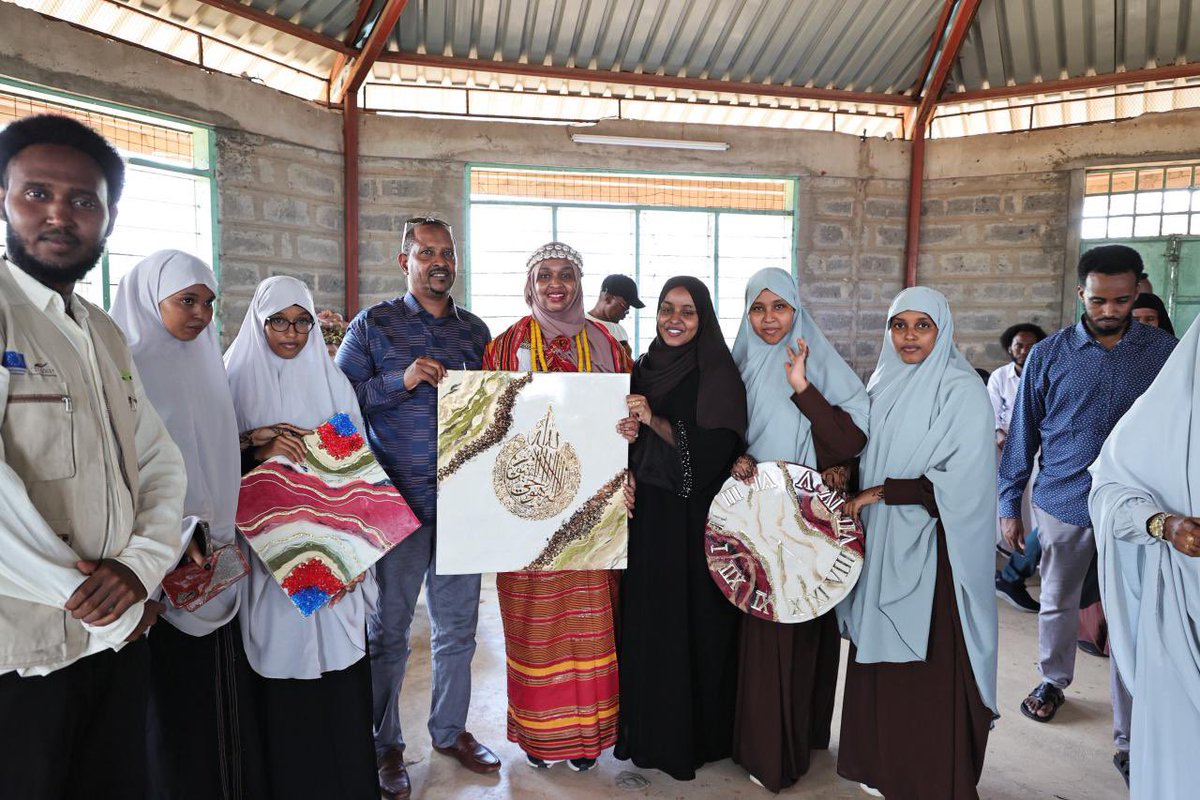 UmmiMBashir's tweet photo. Earlier today, I conducted a grassroots sensitization meeting with women in Garissa, focusing on cultural preservation and the significance of ushanga, Accompanied by the Area Mp @DekowMajor . 

This initiative aligns with @UshangaKE core mandate of Cultural Preservation and Protection for Socio-Economic Empowerment, particularly targeting women, especially those from pastoralist communities. The aim is to foster a deep understanding of cultural heritage, ensuring its preservation as a means to empower women socio-economically. This endeavor underscores my commitment to uplifting women and promoting cultural sustainability.