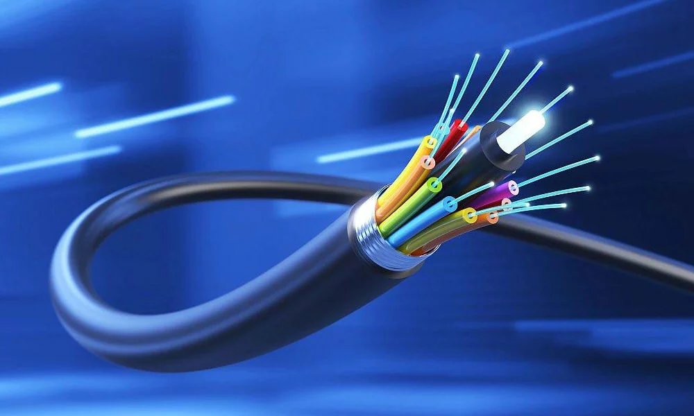 Internet et télécom : Un duo incontournable pour un monde connecté Internet et télécom : Un duo incontournable pour un monde connecté