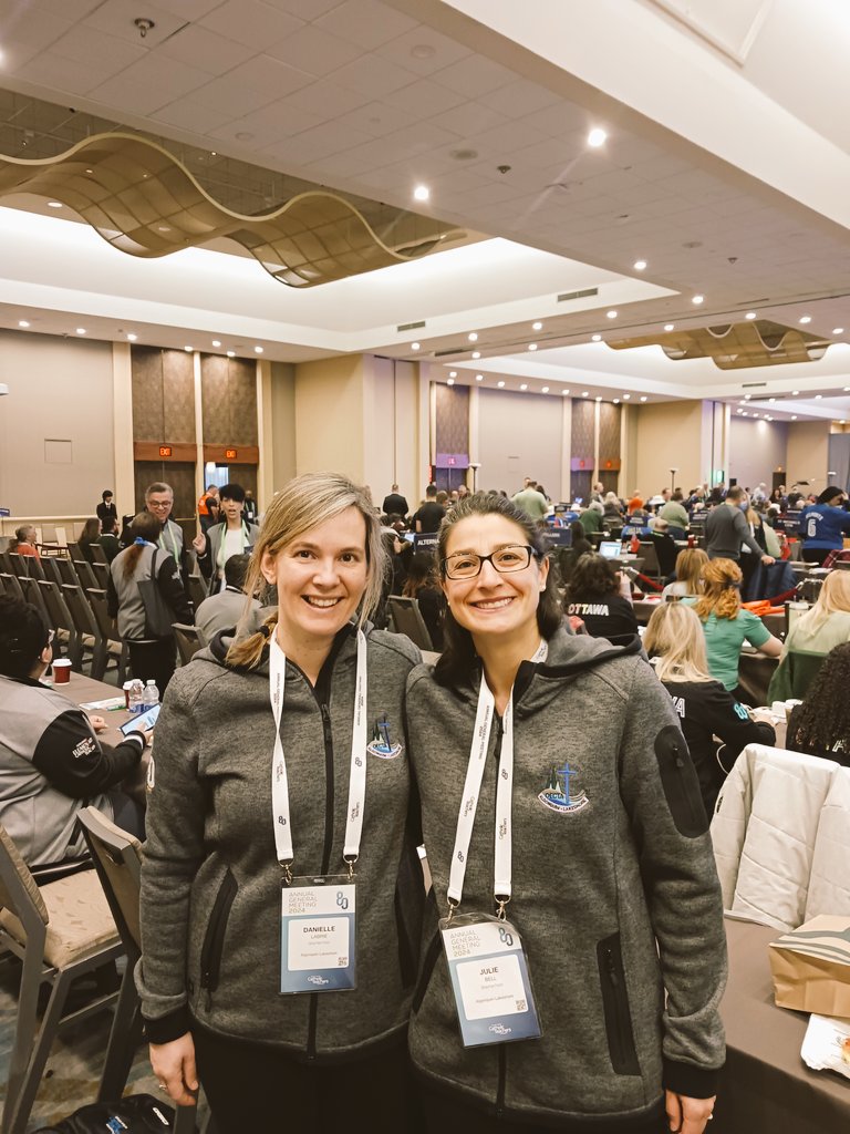 Mme Julie Bell tweet media