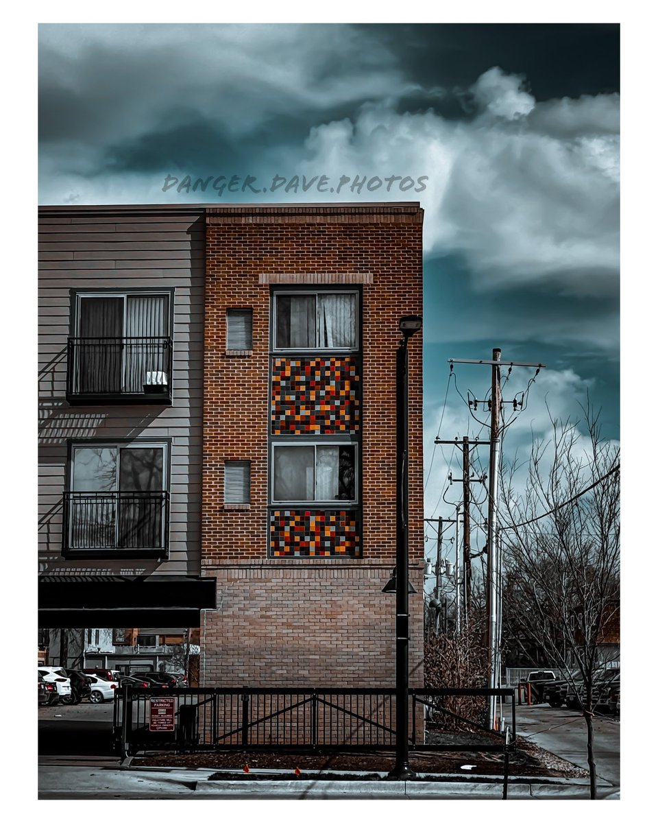 Manhattan Kansas, Happy Saturday! 
📸 🏙️ ❤️

#photography #adventure #manhattanks #kstate #aggieville #mosaics #arcitecture #art #saturdaymorning  #veteranowned #streetphotography #streetphotographer #emaw #kansas #onlyinkansas