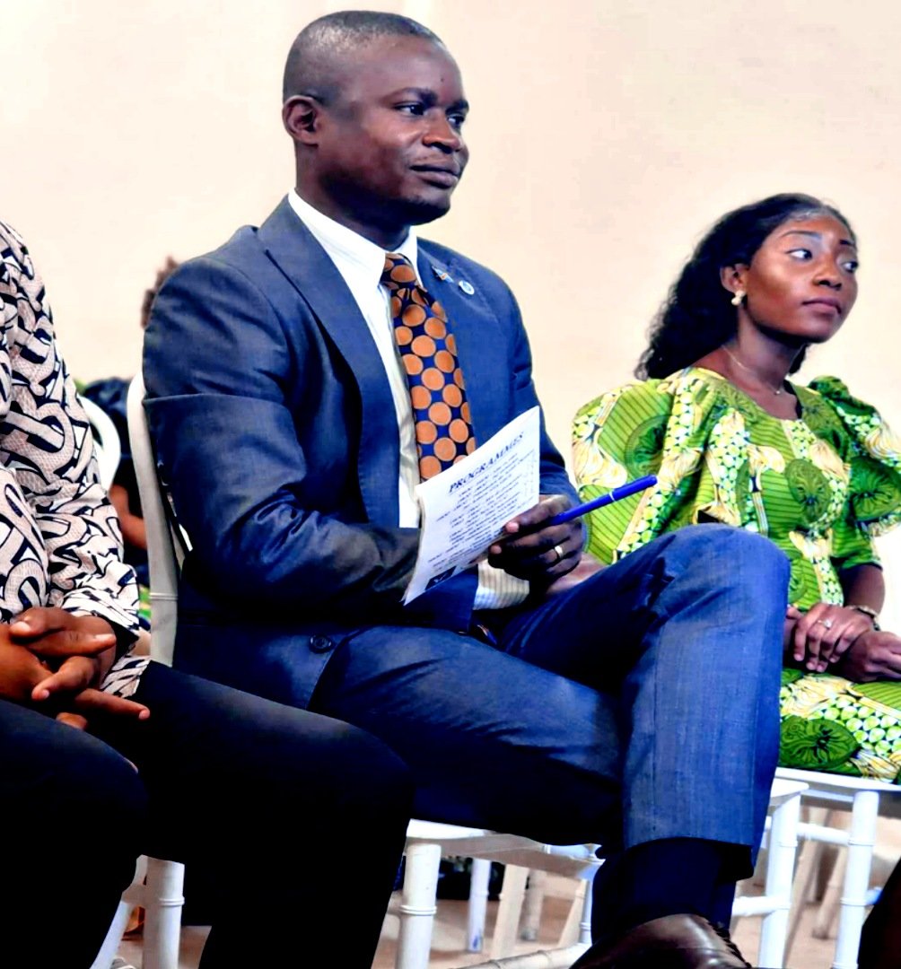 "A quoi sert d'être célébré sans le mériter..." disait un artiste français.

A travers ces assises, le Député National <a href="/KennedyKatasi4/">Kennedy Katasi</a> voulait montrer à tous l'essence même de la reconnaissance des droits des femmes.
A LIRE 👇
jeunconscient.blogspot.com/2024/03/8-mars…