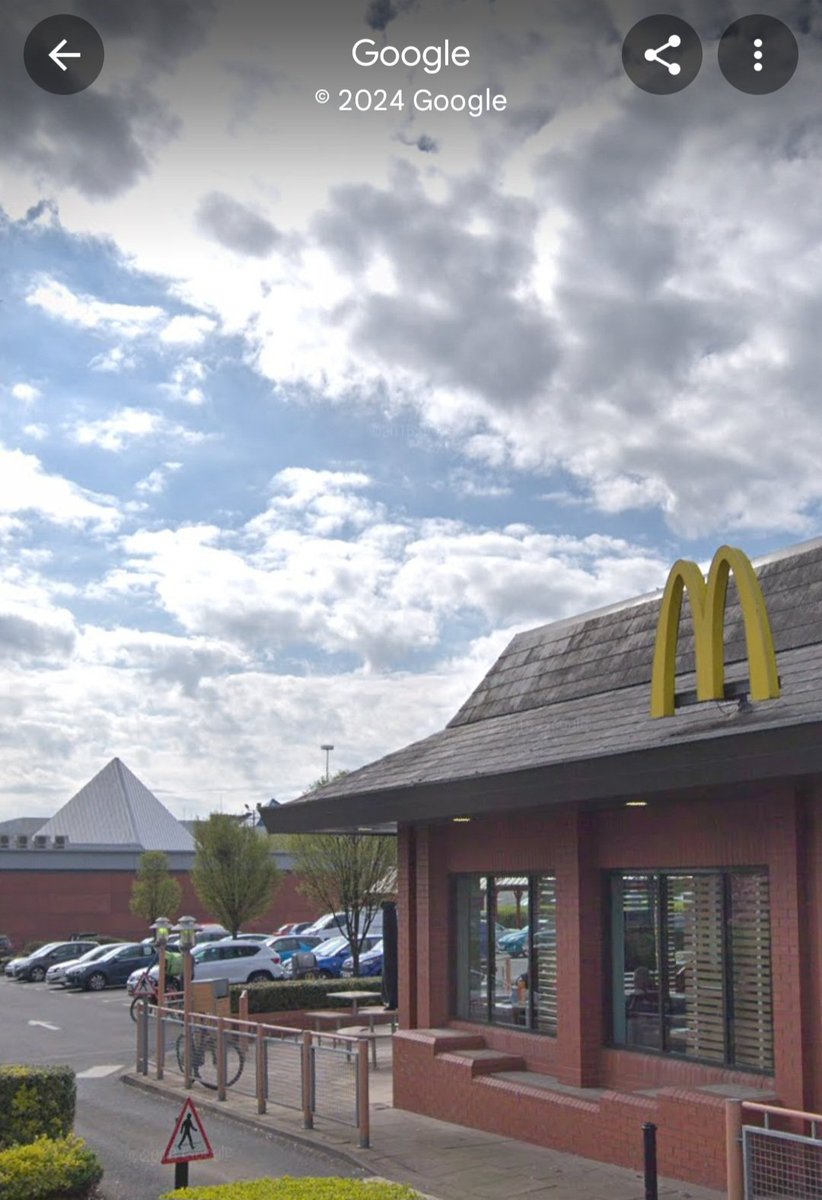 Mark_Leese's tweet photo. : You can get the same view at a McDonald's in Glasgow : https://t.co/ycmZ3gmyKM