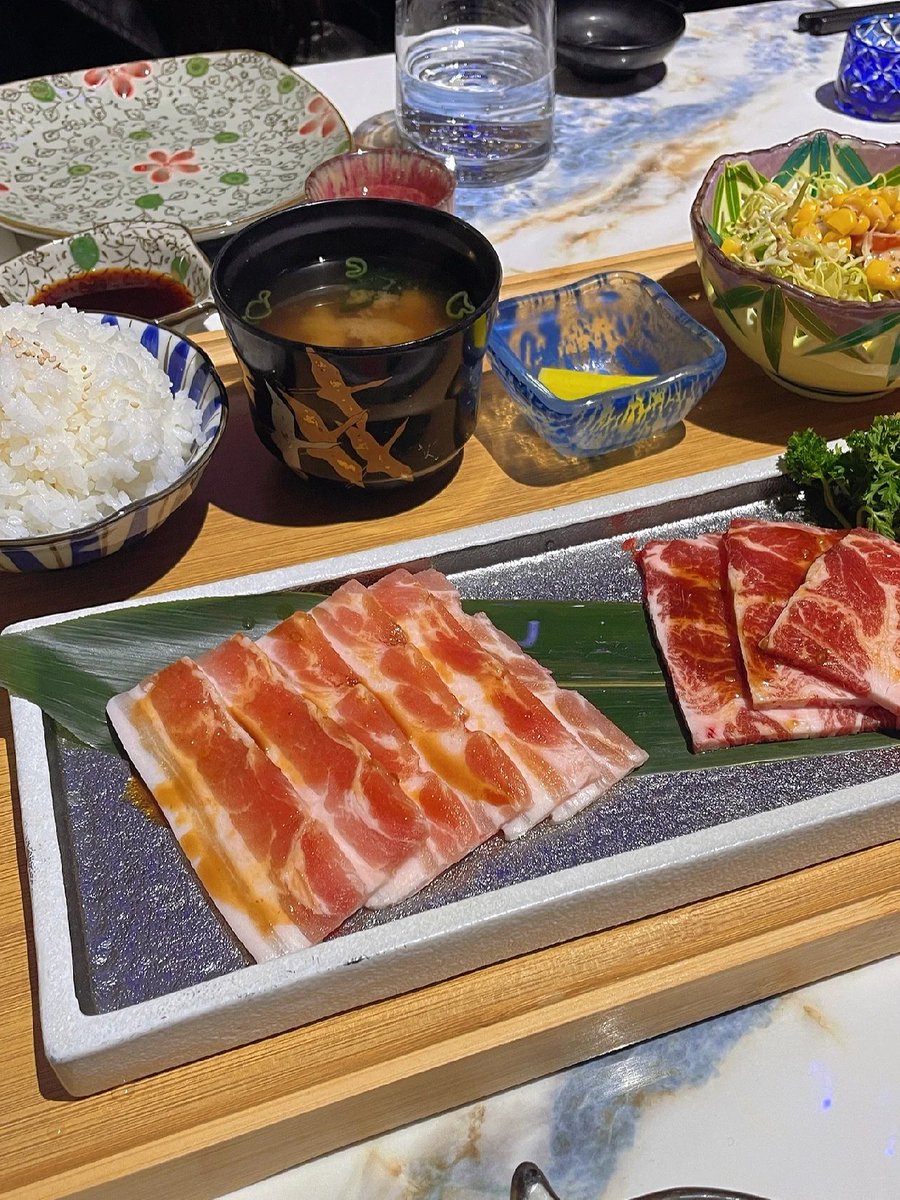 arberalia's tweet photo. Sushi or Sashimi! 🍣🍱🍙 https://t.co/evf1FtwvWt
