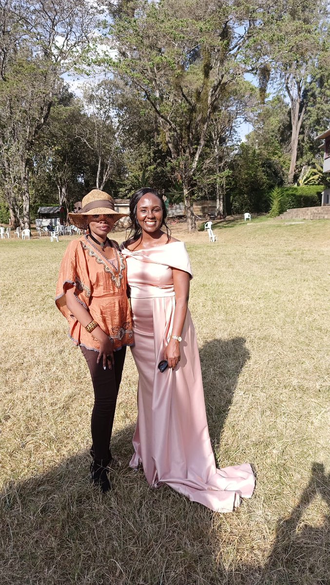 Elosy  Ntwiga tweet media