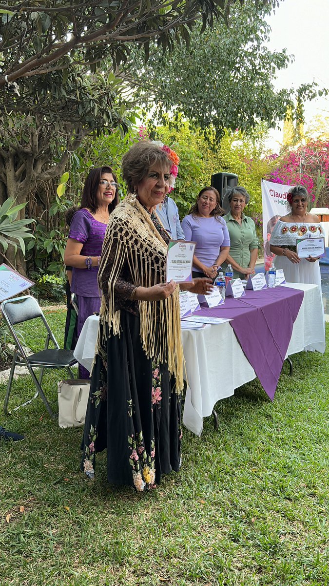 ClaudiaPorMor_'s tweet photo. 💜Este fue nuestro evento conmemorativo del día 8 de marzo, Día Internacional de la Mujer, en esta fecha tan importante compartimos y pasamos tiempo en apoyo al  Movimiento Femenino, acompañados del Ingeniero  Javier Bolaños, nuestra amiga y aspirante a la Presidencia Municipal https://t.co/MZ2VRYrUvS