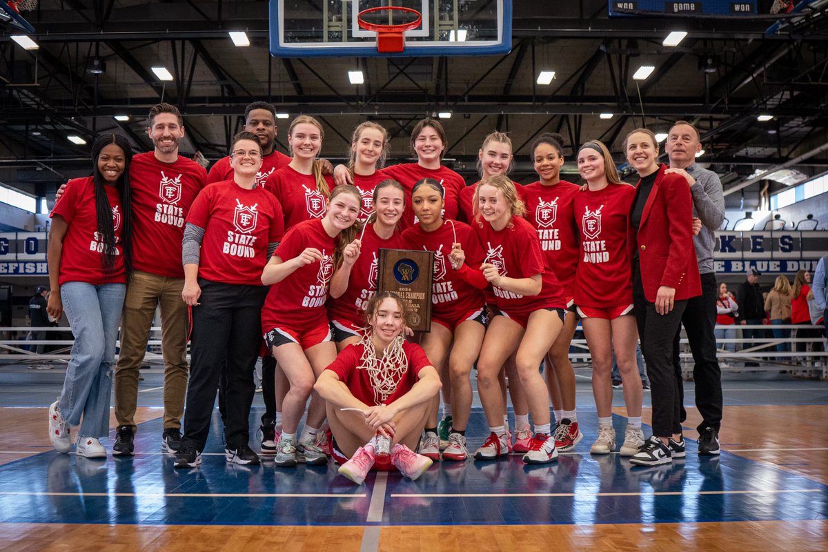 TosaEastGBB's tweet image. 23-24 Season Recap:

⚔️ 23-6
⚔️ 1st State Appearance since 1981 
⚔️ Back-to-Back Regional Champs
⚔️ #1 Regional Seed
⚔️ 4 Wins vs Top 10 teams
⚔️ Top 10 Rank

+ many team &amp;amp; ind. records broken. Thank you seniors! 

Pretty good for starting the season unranked! TE is on the map📍